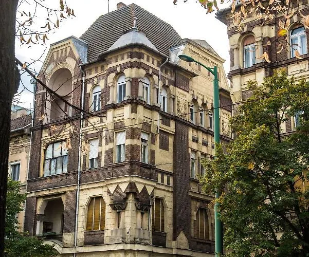 Exclusive * Szeged